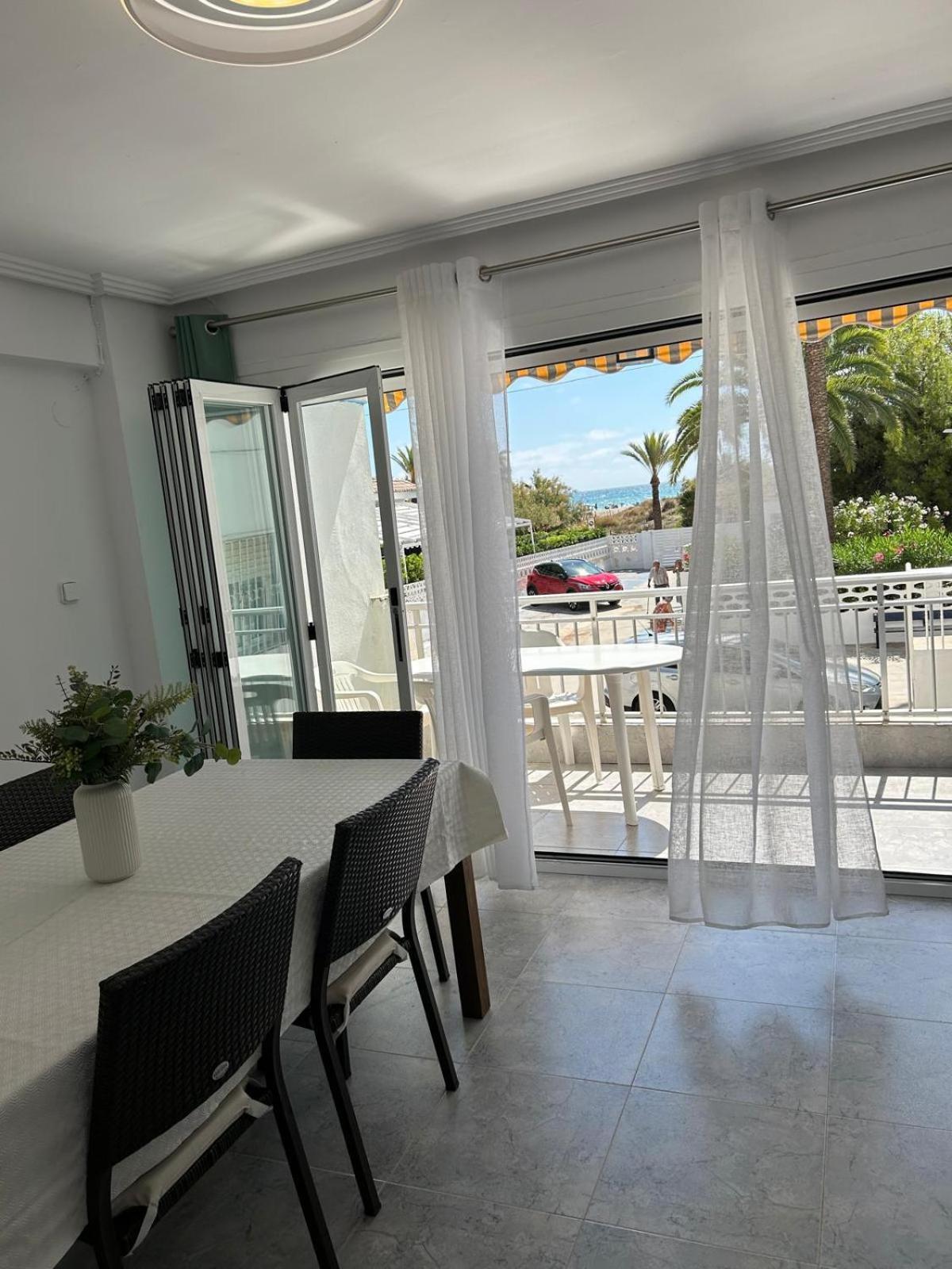 Sea View Apartment, First Line On The Beach, Remote Work Canet d'En Berenguer Eksteriør bilde